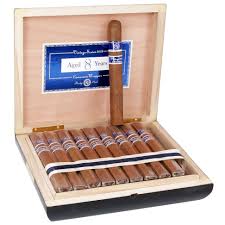 ROCKY PATEL VINTAGE 2003 CAMEROON TORO